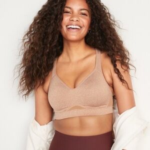 Old Navy Sports Bra- Color- cream/tan Size- 3XL